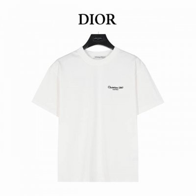 dior 迪奥 25Ss 1947标志Logo刺绣短袖T恤 采用原版280G双纱对版定织定染面料 螺纹同缸定染零色差 独家品质 区别通货 胸前及后背克里斯汀标志