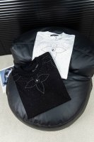 款号：W56 Louis Vuitton 路易威登 2025Ss烫钻字母绣花短袖T恤 Louis Vuitton法国路威酩轩集团-Lvmh旗下品牌 著名奢侈品箱