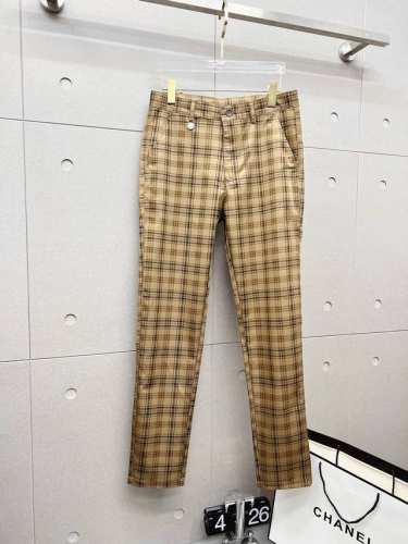 Burberry 巴宝莉 新款来袭2025春夏新款新品 专柜有售 实体店极品休闲裤专柜原版1:1好货，适合各个年龄段。市场最高版本的欧洲进口面料。舒适柔软亲肤，