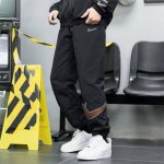 钩子Nike 2025耐克刺绣Logo夏季柜子爆款二色休闲运动轻薄速干弹力裤 内里网状款 微收口版型满足日常搭配 进口锦纶天丝速干弹力面料柔软透气舒适 速干裤的
