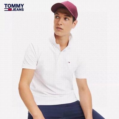 25年季夏汤米Polo新发品售，同更步新，简洁大方档上次百搭款，各类龄年均可驾驭，无论任何合场都可入场，袖口独特Logo设计让你鹤立鸡群，旗舰店卖的也是相当火爆