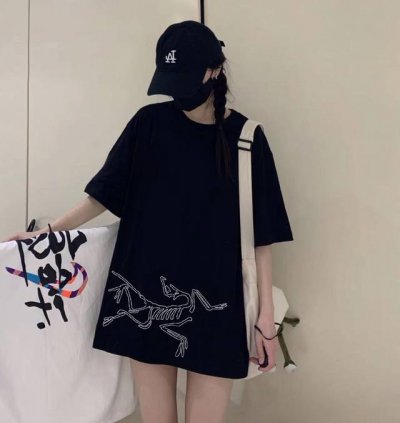 Arc‘Teryx 始祖鸟圆领短袖半袖T恤 面料采用260克纯棉双纱食毛面料 双线二本针压线 久洗不变形 原版定制三标 高端进口印花 随意水洗 情侣可穿 男女同