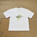 Givenchy纪梵希 Logo字母柠檬印花圆领短袖 Ss24T恤 不得不说Gvc家的衣服设计真的很棒 图案很有艺术感 这款T简直太酷了 好看又简约 绝绝子 小