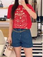 valentino25新款 动物元素为日常 增添活力，原版开发 高版出品。已动物 字母印花设计，版型宽松 男女同款 Sml