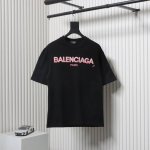 balenciaga 巴黎世家 25Ss 渐变字母刺绣短袖面料采用280克重精梳棉，定制32支1*1螺纹，成衣两遍水洗处理，面料舒适亲肤无异感，定制定染面料，纺