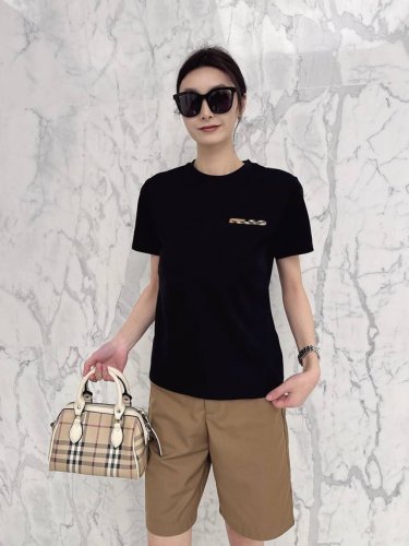 B家B家新款圆领短袖T恤 款号:62139 黑色 白色 杏色 s-M-L-Xl-Xxl