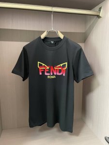 Fd 男士时装款圆领短袖T恤，贸易公司洋行货，高级限定款，25年春夏新品，明星级人气单品！ 客供埃及进口顶级面料，甄选尼罗河区域光照极好的上等棉花原料，经过百年