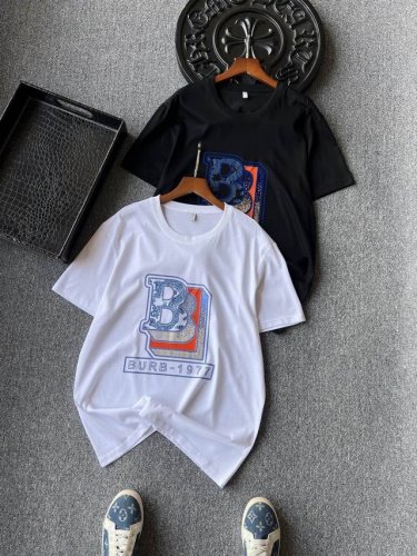 顶级80支玉蚕丝！ 人气爆款！Burberry 巴宝莉专柜新品玉蚕丝圆领短袖T恤！恒隆在售千元级，款号：5572 巴宝莉家今年最新高端80支玉蚕丝面料！高端奢华