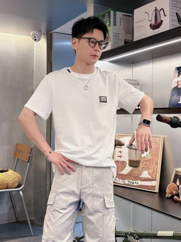 杜嘉班*D&G 25Ss春夏新款首发专柜最新款短袖圆领T恤 高端订制 设计前卫时尚 品牌Logo重工艺设计 高端定制240克面料.手感柔软.穿着舒适.专柜级别精