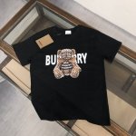 A Burberry 巴宝莉 2025新款小熊男士圆领短袖 情侣T恤 春夏新品 高品质 时尚百搭潮款 定制进口面料 穿着舒适 透气 时尚不失个性 上身休闲随性