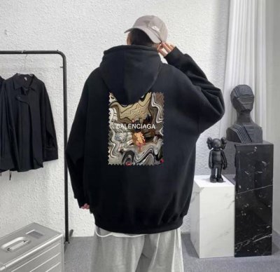 Balenciaga巴黎世家曲扭油画春季连帽卫衣 高品质，做细节 甄选新疆华棉面料 手感软糯细腻 上身充满质感 非常轻便舒适运动宽松版型不紧身 轻松驾驭无压力