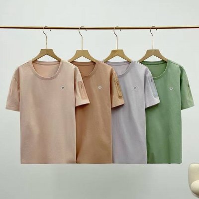 上新 露露乐蒙 Lululemon25夏款女款户外无痕压胶凉感冰丝速干T恤休闲冰丝速干短袖T恤，熟悉的爆款配方！！ 可户外可休闲，可商务的一款冰丝速干T！纯捡漏