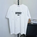 款号：D153 顶级版本 纪梵希Givenchy Gvc破洞大字母圆领短袖，康利数码直喷印花，300克纯棉复合面料，同缸同色织染螺纹 颜色一致，专柜同步上新 配
