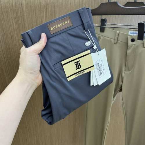 bbr 2610Ss春夏新品，官网同步有售，男士高端商务休闲西裤，高端进口面料，带弹力，后面采用硅胶字母压胶，五搭配，即经典又时尚，合体裁缝，上身效果无约束感