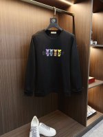Burberry 巴宝莉 2025新春 长袖圆领T恤 高端定制经典系列，时尚有型 圆领款式，简单大方，胸前经典品牌高档LOGO设计 采用高档内里保暖极佳 可防静