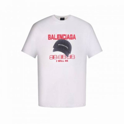 balsenciaga巴黎世家 硅胶字母棒球帽短袖T恤 此款巴黎世家风格的服饰组合包括一顶硅胶字母棒球帽和一件短袖T恤 棒球帽采用独特的定制面料 字母部分运用硅