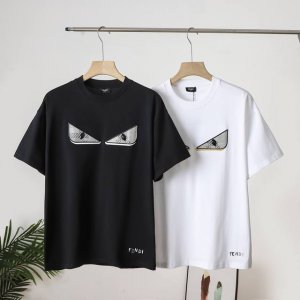 顶级复刻 - Fendi芬迪 25Ss限定 纯色字母立体刺绣圆领短袖T恤 男女同款 - 还在为日常穿搭不够出彩而烦恼？Fendi芬迪春节限定短袖T恤，绝对是你的
