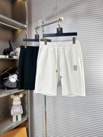 loew*罗意威 Ss25男士休闲短裤，堪称百搭单品，弹性松紧腰边抽绳设计，手感柔软、保型性好、低弹丝的构造使裤身弹性恰到好处，并且不易起皱！码数：M-Xxxl