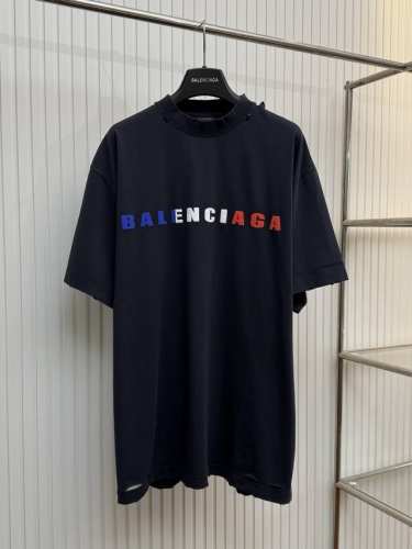 bal 巴黎25Ss三色发泡印花字母磨破短袖T恤 Size：Xs S M L