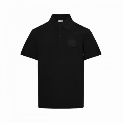 Burberry 巴宝莉 麦穗战马刺绣polo短袖 选用珠地网眼布棉质面料打造，运用双罗纹针织工艺形成凹凸交替的蜂巢状立体纹理，表面分布细密的网眼结构，增强其透
