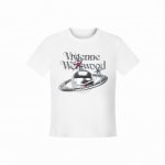 Vivienne West Wood 西天后薇薇安 2025夏季新款金属系列土星设计款字母飞碟Logo正肩短袖T恤 女款 全网独家纯棉高品质 款号：Vi15 尺