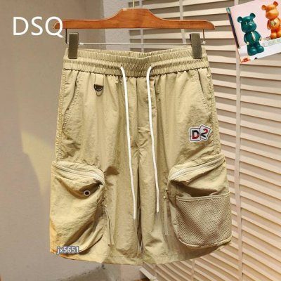 dsq 高端定制 25Ss春夏新款 男士小直筒原单 休闲短裤 早春新款超柔软，弹力面料，复杂的手工艺叠加，任何一个洗水环节多停留几秒都会变成完全不一样的颜色效果