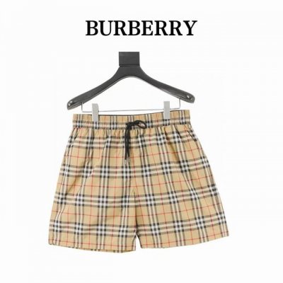 Burberry 巴宝莉 经典格纹沙滩短裤 面料原版定制，功能性斜纹面料，成衣百分百定位对条对格，非常耗时废料，密度手感和原版达到一致，松紧腰搭配，轻松调节腰围
