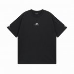 高版本Balenciaga 巴黎世家 刺绣字母小标短袖T恤，胸前手臂均刺绣，采用田岛机重工刺绣10W+针 精细绣花无毛边杂线 非常紧密 凹凸质感明显 定织定染