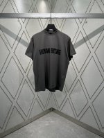巴黎 25Ss新款Human Being Shifted深灰色平纹针织T恤，不对称底部！ 码数：1.2.3.4.