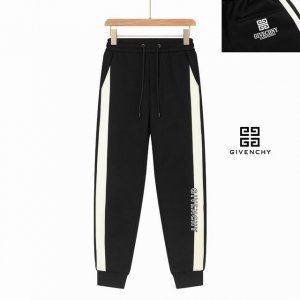 givenchy 纪梵希25春季新款裤子 欧洲贸易渠道，意大利海外仓直发，海外精品限定销售。 25Ss春季新款休闲时尚卫裤，这款卫裤采用大牌的设计打造时尚潮流感