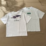 l.L.Bean×Beams 巴吉度猎犬印花短袖 523 Ll Bean是美国知名户外用品品牌 ，1912 年创立于缅因州弗里波特 Freeport, Main