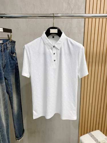芬迪25Ss新款春夏短袖翻领T恤polo，最高版本客供定制高端朱地面料简单时尚款，螺纹拼色螺纹配色超级好看！经典Logo简单大方的款式！满满的高级感，四季可穿。