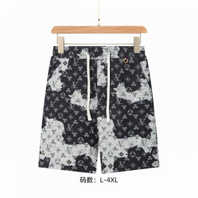 Lv 2025春夏季新款，最新休闲短裤。原版裤型上身休闲百搭、随性慵懒范，高级定制进口双面平纹纯棉弹力面料，订制工艺 舒适感爆棚。高端大气，夏天的味道有没有，首