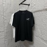 Arc'teryx*始祖*2025春夏新款 个性经典胸口刺绣 骷髅鸟Logo定制双纱平纹纯棉面料 短袖T恤 男女同款 尺码： S 90-130斤 M 120-1