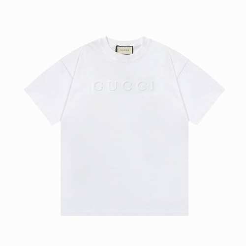隔天到 Gucci 古驰 凹凸压花双G字母印花 Logo标识精致升级 原版面料 官方同款 短袖T恤 定制 同缸染面料 手感非常舒服 春夏最新版本 颜色: 白色