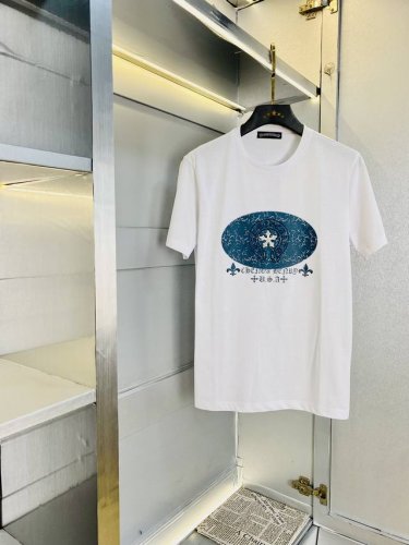 穿240斤 胖子福音 情侣款 码数 M-6Xl 克罗心Chromehearts 原单品质 2025最新款 圆领短袖T恤衣服 精选专柜订制顶级双丝光棉进口面料 所