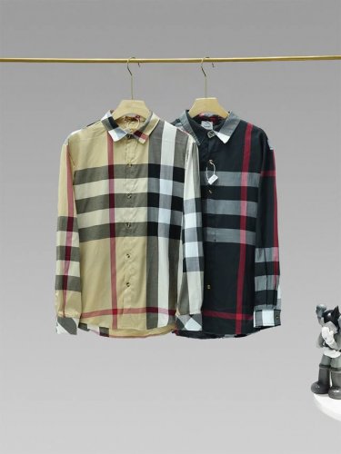 Burberry 巴宝莉柏博利Bbr经典条纹印花短袖衬衫适合所有人群 颜色 图片色 size M-2Xl 尺码 M L Xl 2Xl 肩宽 40 41 42 4