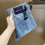 新款 Kiton 高端品质 25Ss春夏最新款丹东牛仔裤 柜台同步发售 原版定制复刻 客供五金辅料 原单品质 进口牛仔面料重工洗水 做工走线精细 上身绝佳 Db