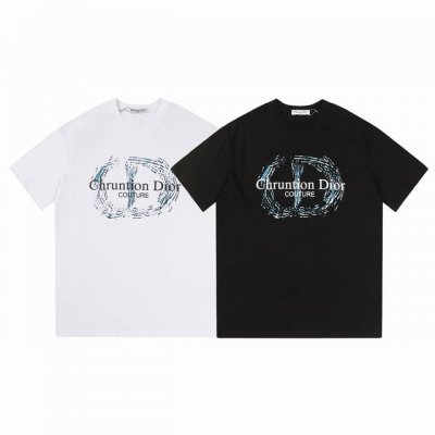 上新 本地最 高版本 Dior 迪奥Cdlogo印花短袖T恤 标识精致升级，灵感源自八十年代复古原版面料 官方同款 短袖T恤定制240 克同缸染面料 手感非常舒