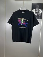 高端原版规格版本 25Ss早春新品 巴宝莉 Bbr战马彩色刺绣Logo精致升 原版面料 官方同款 短袖T恤 定制300克同缸染面料 手感非常舒服 春夏最新砖柜同