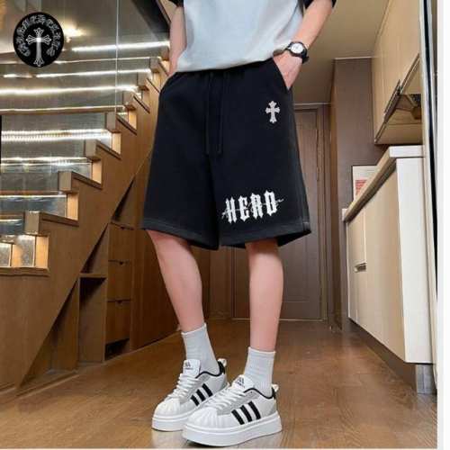 上新 ！！ ！！！ 克罗心Chrome Hearts 美式街头复古渐变重工水洗潮流牛仔五分短裤 男女潮货 设计灵感源于哥特泰银式的设计风格 融合摇滚朋克 街头嘻