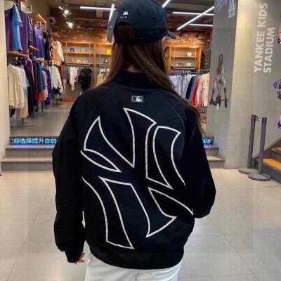 上新 福利款 Mlb高版本立体刺绣小标情侣款男女同款棒球领外套夹克棒球服 Mlb纽约洋基队徽时尚个性潮流男士后背大印花棒球夹克外套！青年网红小红书Ins力荐！情
