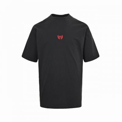 balenciaga 巴黎世家 25Ss 麦穗双B红标刺绣水洗短袖 No.1的质量真正天花板品质，正确260G定织定染双纱面料柔软舒适，成衣洗水定染螺纹无色差不