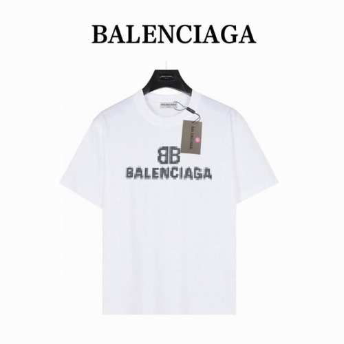 balenciaga 巴黎世家胸前马赛克 短袖T恤 款号:Blsj01 白色 240克重磅小落肩100%棉T恤 Os版型 宽松有型好搭配 采用精梳紧密赛络工艺