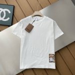专柜还原顶级复刻版 巴宝莉Burberry 新春新款战马贴布绣圆领纯棉经典版型T恤短袖 b家极简版型T恤 左下摆品牌字母 战马贴布绣设计 别出心裁 经典时间 不