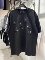 款号：Zmr63# Lv路易威登烧花Logo贴布刺绣百搭圆领短袖T恤 280克纯棉双砂面料 原版原标，最大可穿200斤 所有面料均已提前做过缩水 品质第一 所见