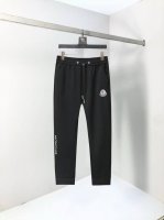 蒙口 2025夏季新款休闲裤！官网同步发售。品牌经典Logo休闲裤，定制面料，舒适度极好，手触感： 烈。辦识度极高，完美品相工艺。尺码：M-3Xl