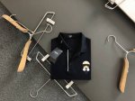 fend*合身版型 最新最顶级版本卡通老佛爷贴标Polo短袖，最顶级的品质专柜原单短袖，顶级制作工艺进口面料，专柜款独特设计，采用进口高端订制进口丝线手感一流！