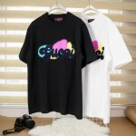 25Ss古驰 Gucci新款彩色印花刺绣手绘字母纯棉短袖T 古驰新款短袖 高品质 黑白两色，纯棉350克亲肤舒适柔软图案采用了彩色印花刺绣Logo 版型宽松 适