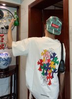 高品质！克罗心Chrome Hearts彩虹十字情侣款短袖T！宽松版型！ 采用320克精梳纯棉面料！高端面料体感无敌！ 工艺拉满 过肩领条+领口二本针 怎么洗都